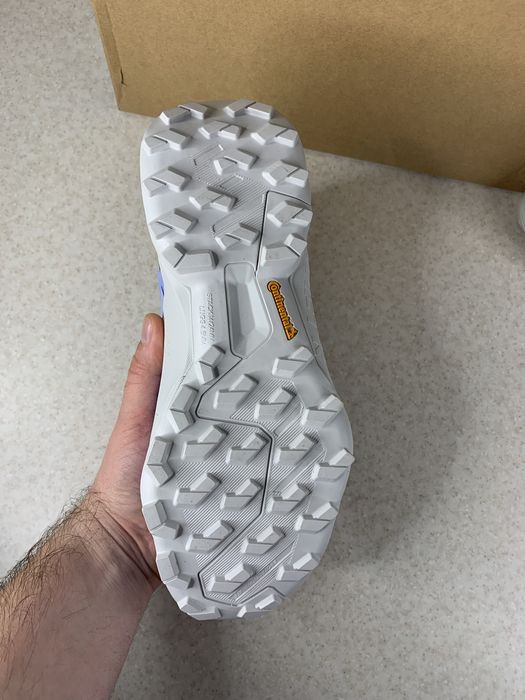 Водонепроницаемые термо кроссовки Adidas terex swiftr3Gore-tex hp8715