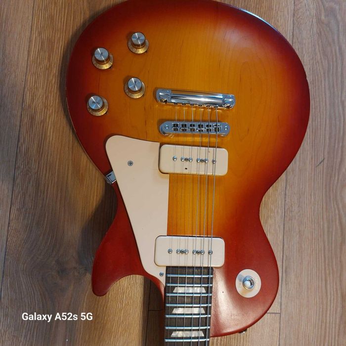 Gibson Les Paul Tribute studio WS 2010.