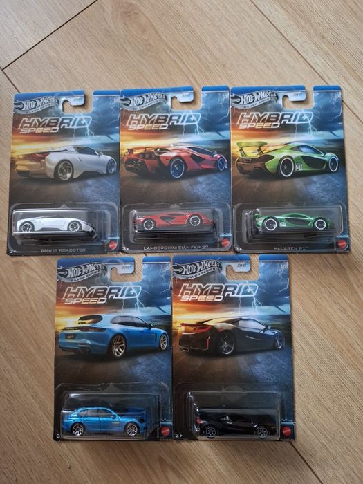 Hot wheels hybryd speed Silver series komplet 5 aut