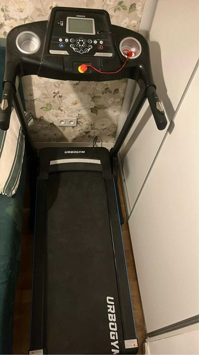Bieżnia Urbogym v520