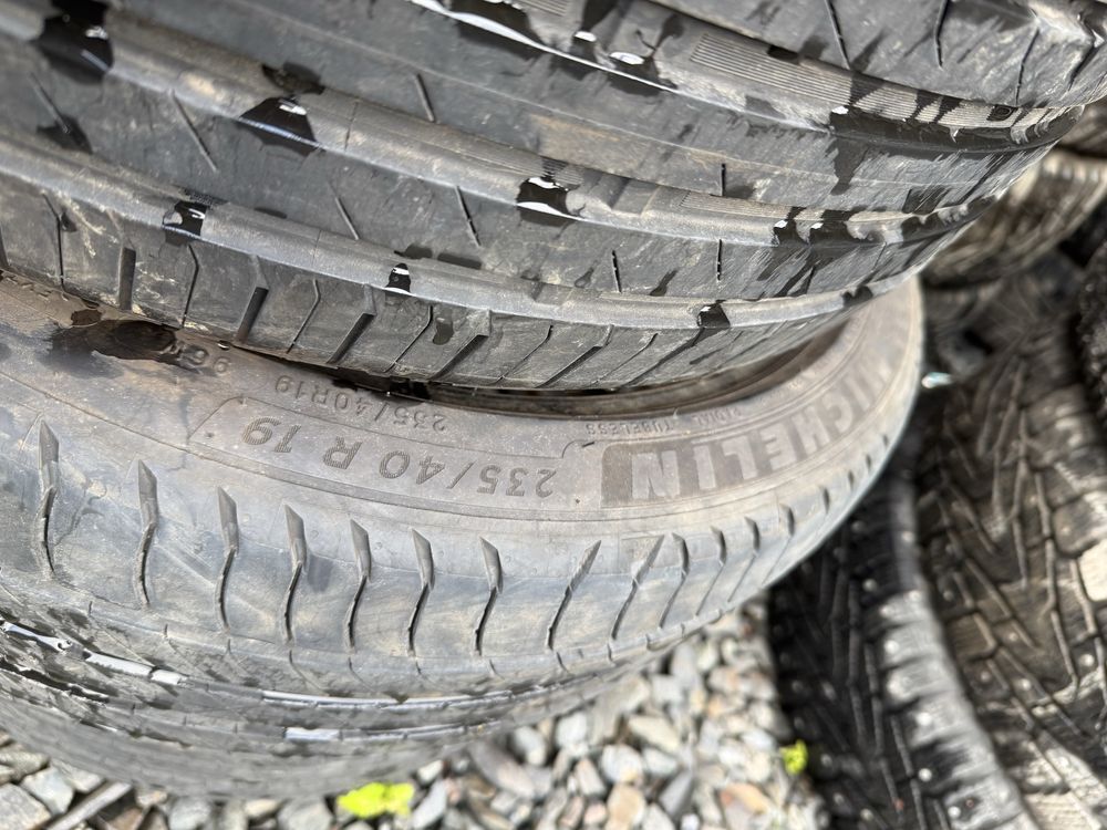 Шини 235/40 R19 Goodride + Michelin  пари  2 шт
