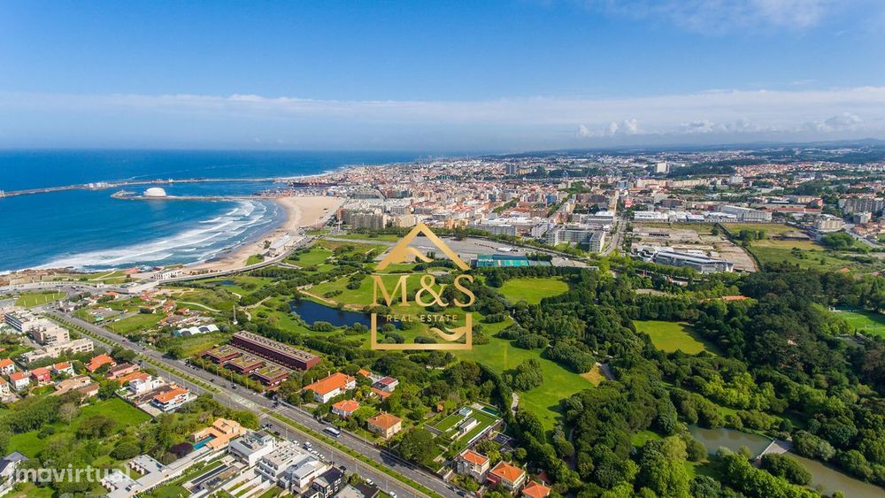 Apartamento T4-Varanda-Garagem - 600Mts da Praia - Metro- Matosinhos