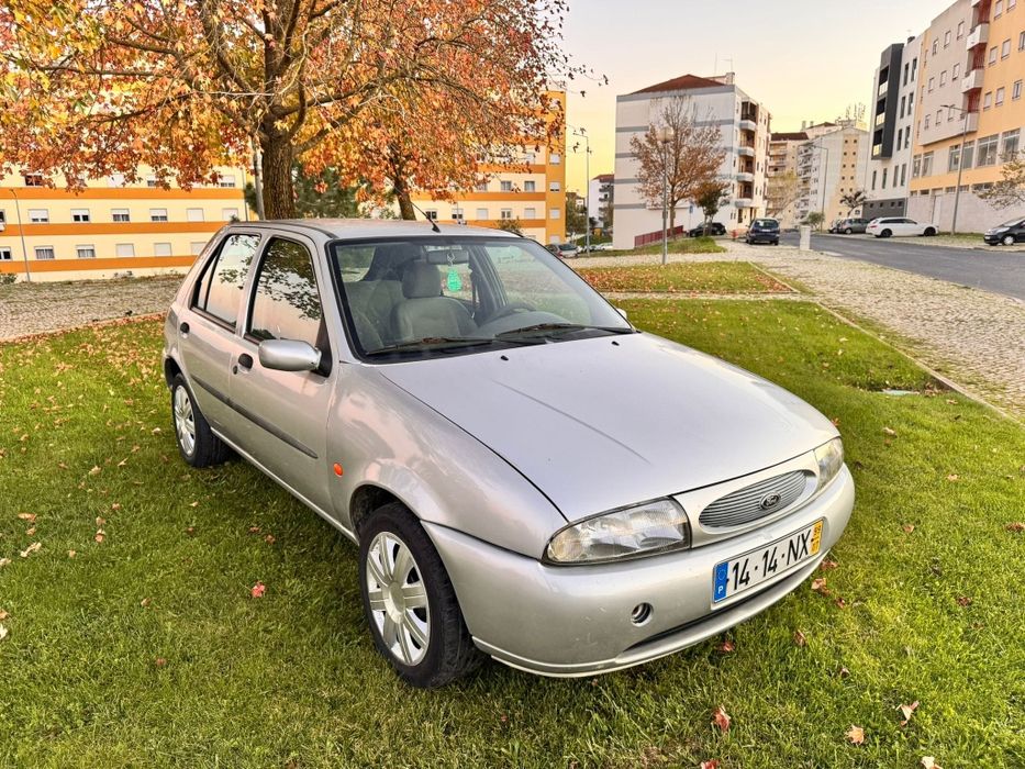 Ford fiesta ar condicionado