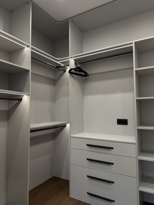 Виготовлення меблів,меблі на замовлення,кухні,шафи,гардеробні,санвузли