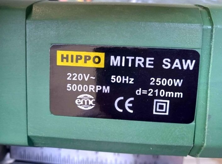 Sliding and miter circular saw64575417483779123