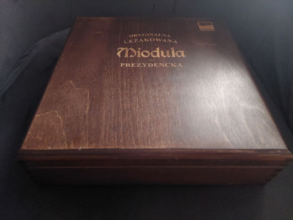 Pudełko prezentowe na trunek