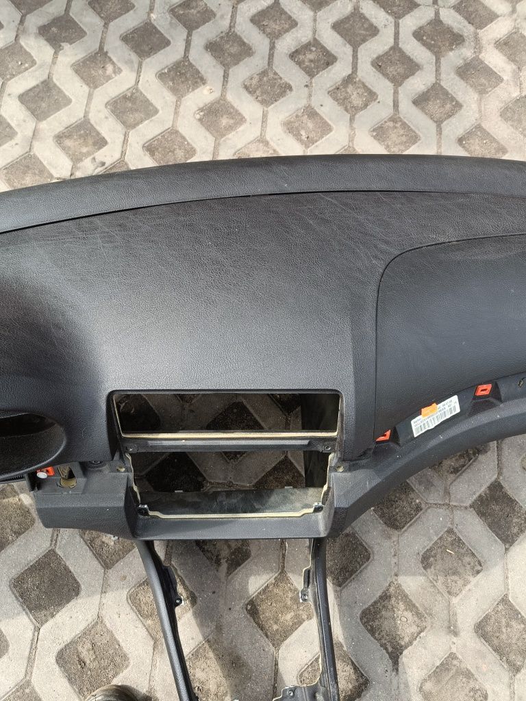 Deska rozdzielcza kokpit BMW E46 Coupe Cabrio Stan bdb Wysyłka