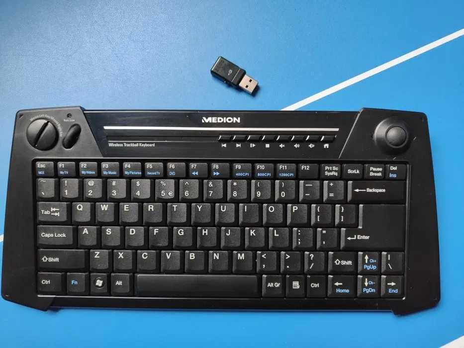 Klawiatura bezprzewodowa z trucballem 10 m zasieg TV/PC/LAP