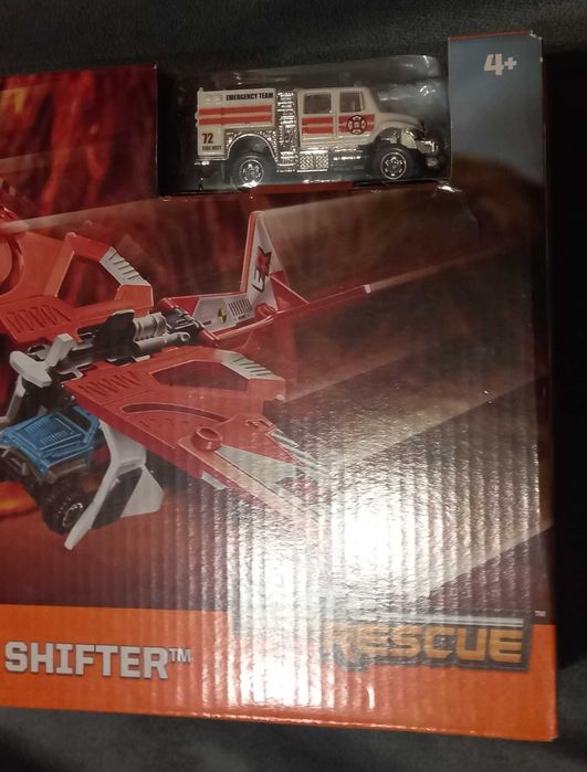 Matchbox Elite Rescue Glider Vehicle набір літаком  і машинка