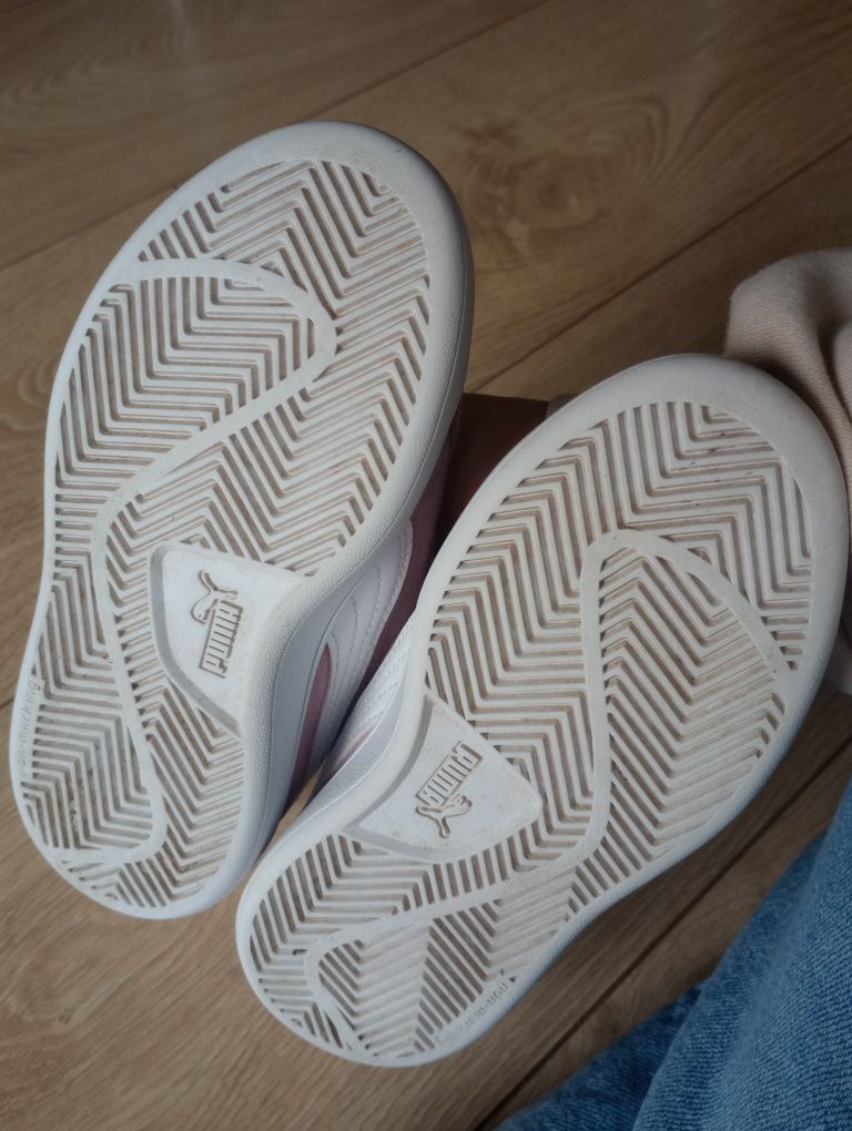 Buty zamszowe puma 28 pudrowy róż