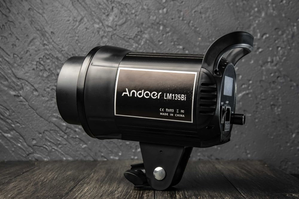 Постійне Світло Andoer LM135Bi. Студія | Фото | Відео | Блог -135 Watt