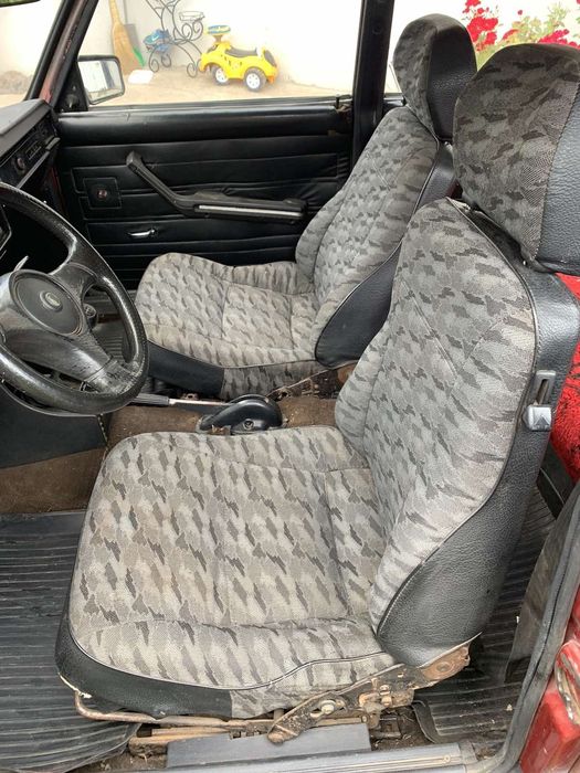 Авто-мобіль ВАЗ-2104