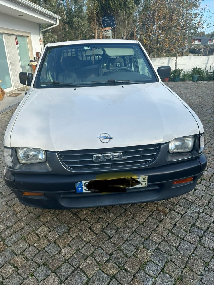 Vendo Opel Campo 4x2 Ano 2000