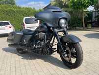 Harley-Davidson FLHXS Special Polecam