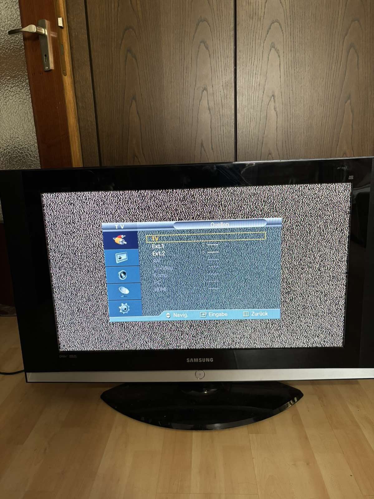 Німецький монітор TV Telefunken.