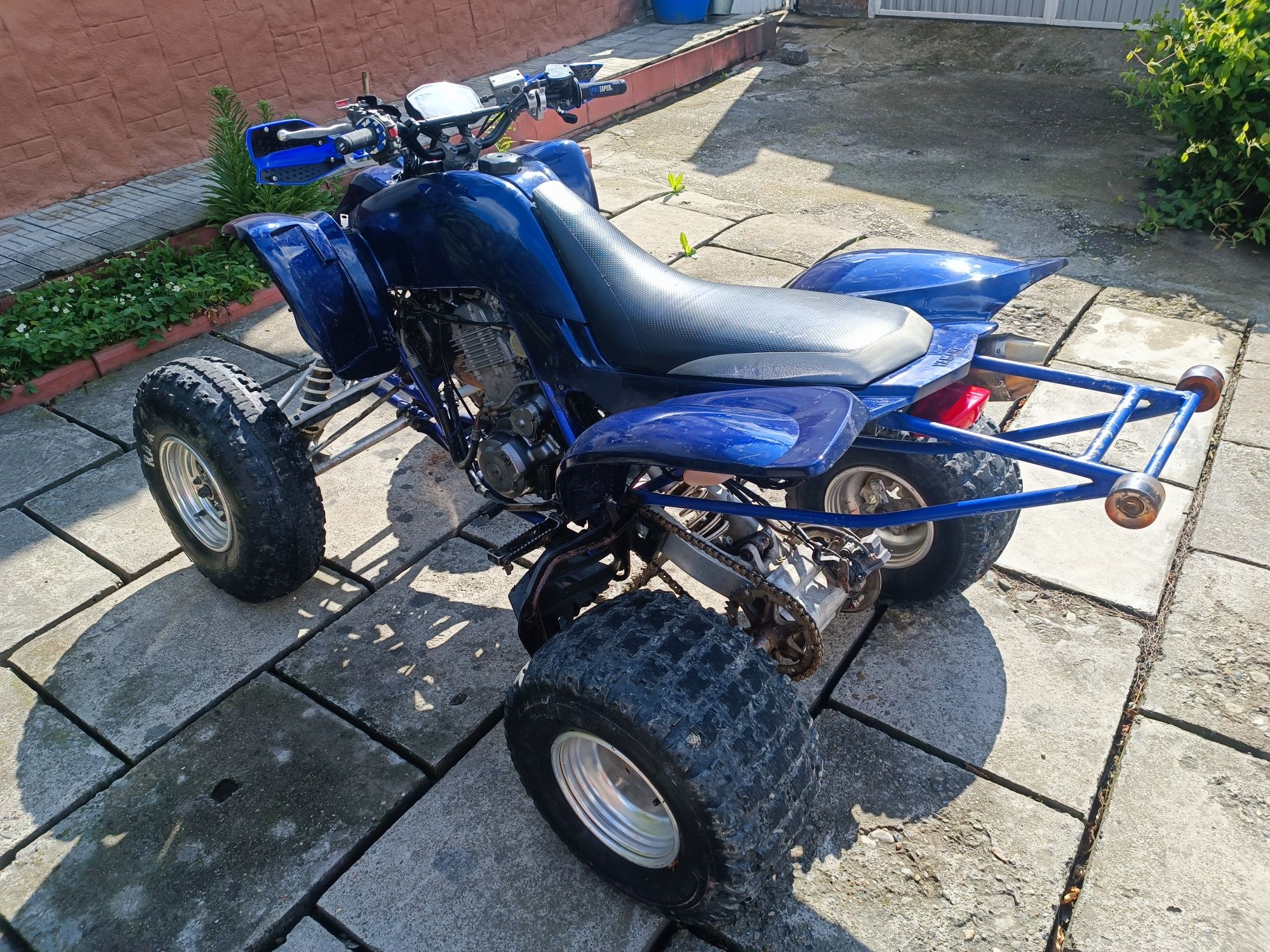 Yamaha Raptor 660