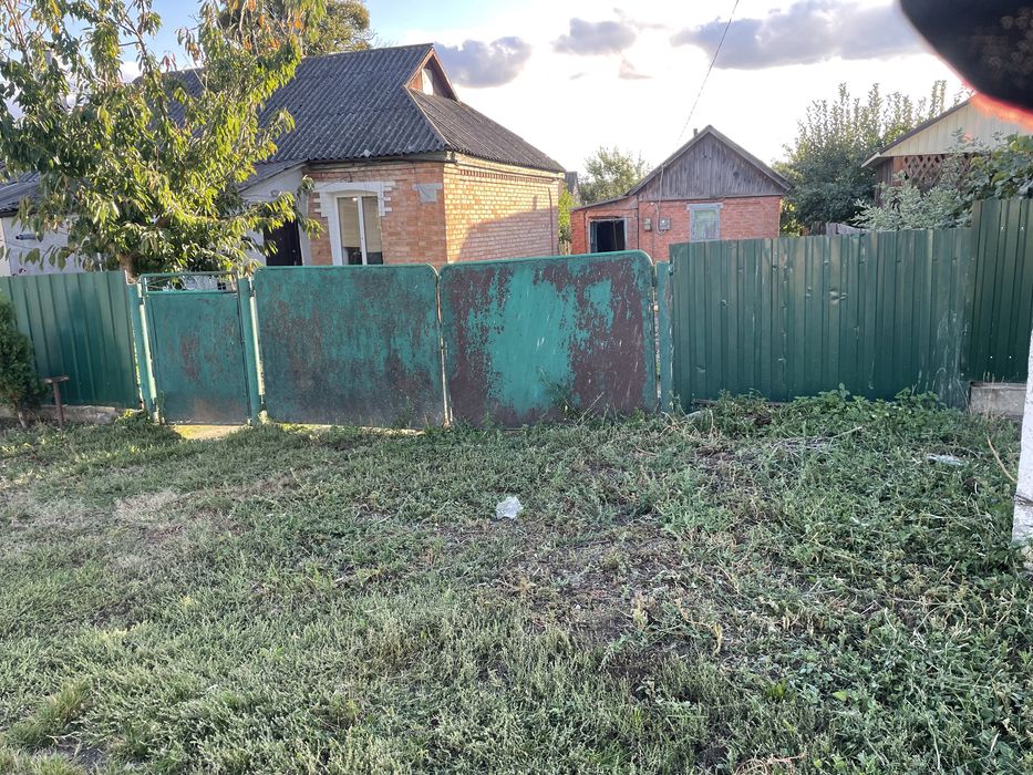 Продається будинок (дача)