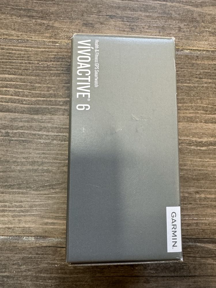 Garmin VivoacTIVE 6 новий