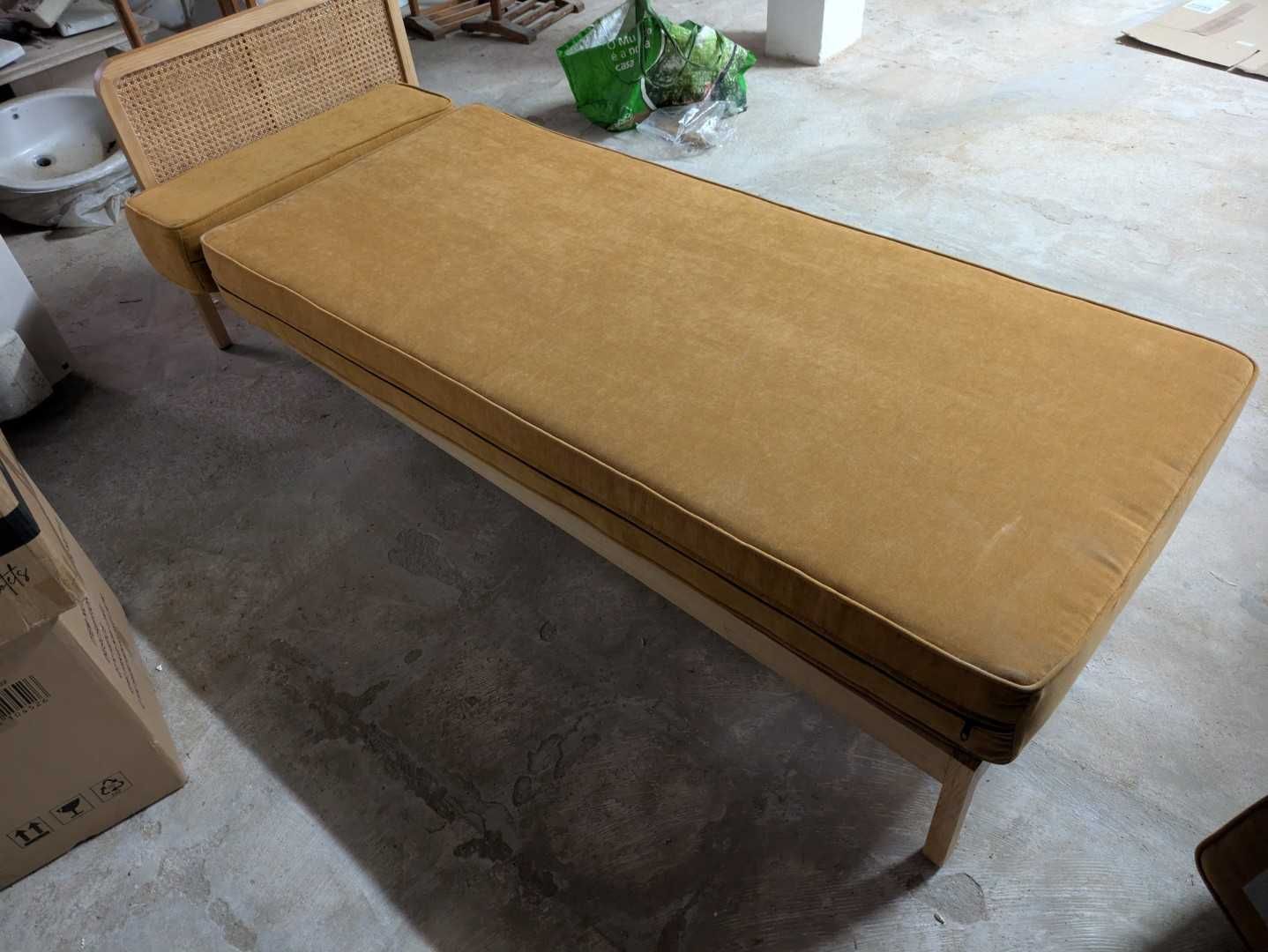 Cama individual chaise longue 3 lugares com colchão (stock 2)