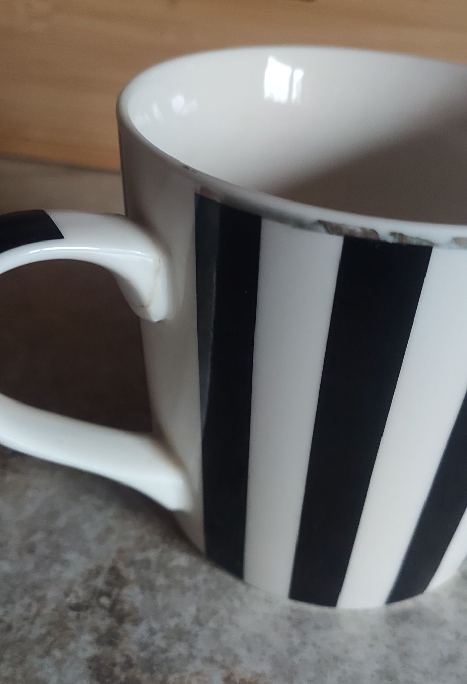 Komplet pięciu dużych kubków wzory , pasy