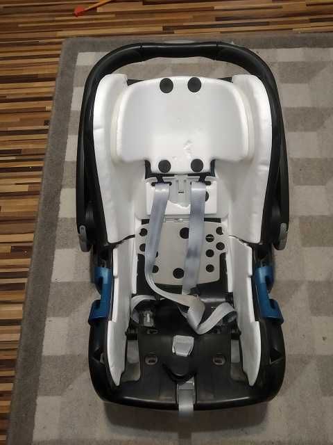 Nosidełko, fotelik Britax Romer Baby-Safe Plus 0-13kg + adaptery wózek