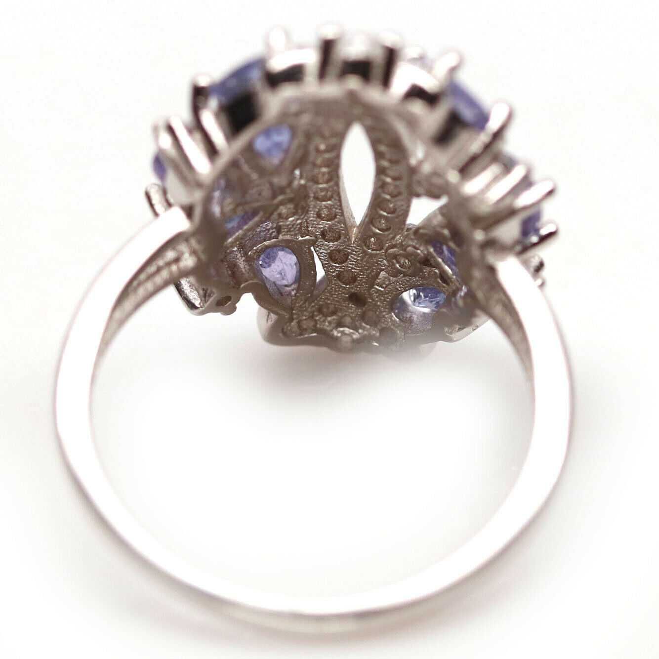Серебряное кольцо 925 пробы с натуральным танзанитом.Размер 18.25