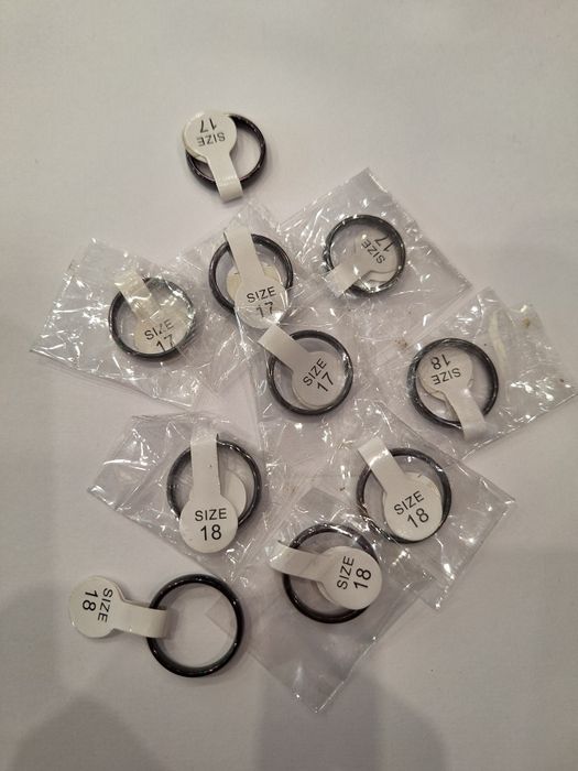 Pierścionki,  obrączki stal chirurgiczna 10 sztuk