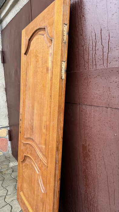 Вхідні дубові двері