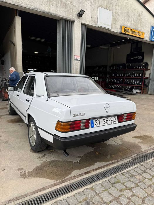 Mercedes-Benz 190D