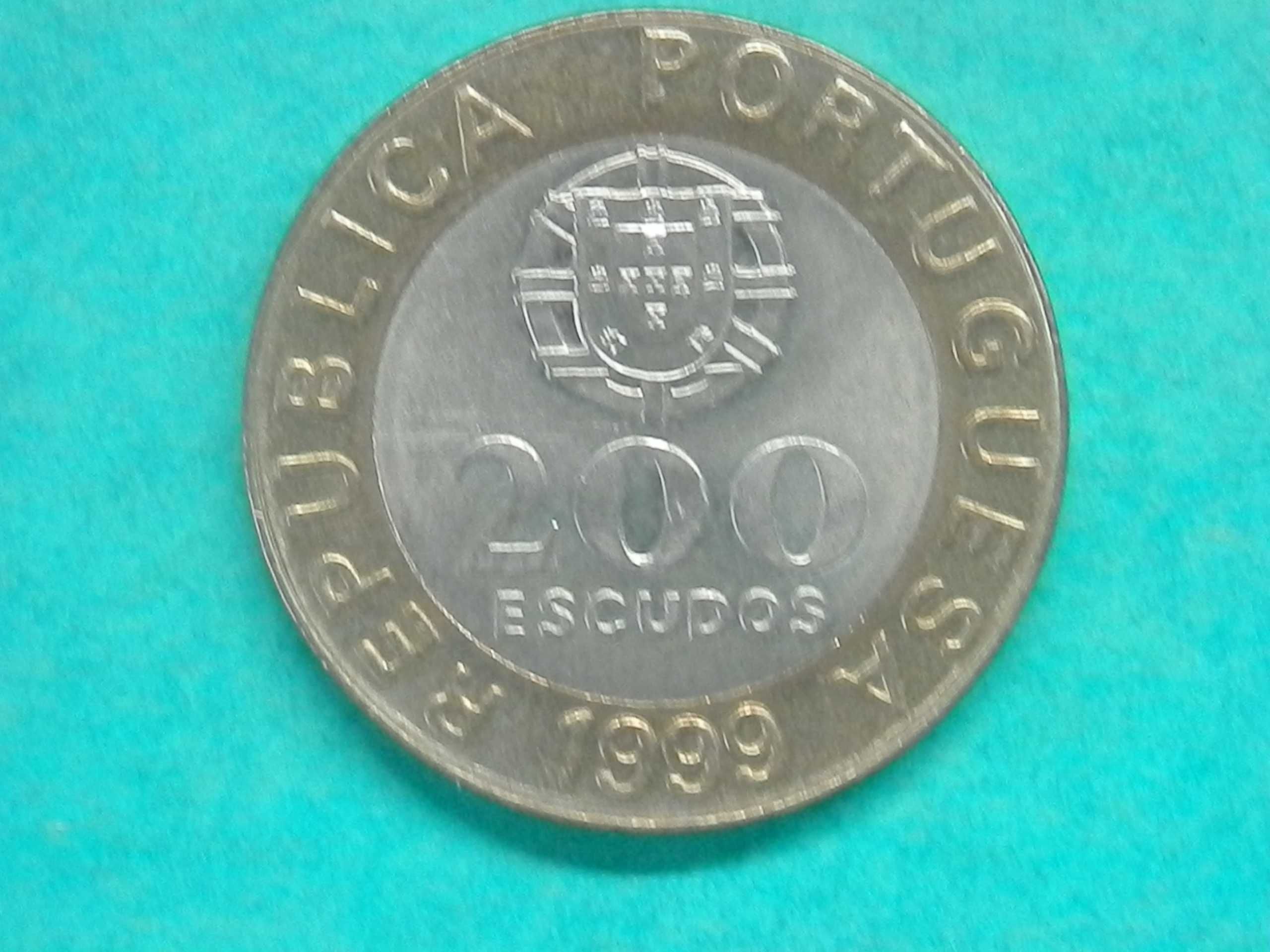 1061 - República: 200 escudos 1999 bimetálica, por 1,00