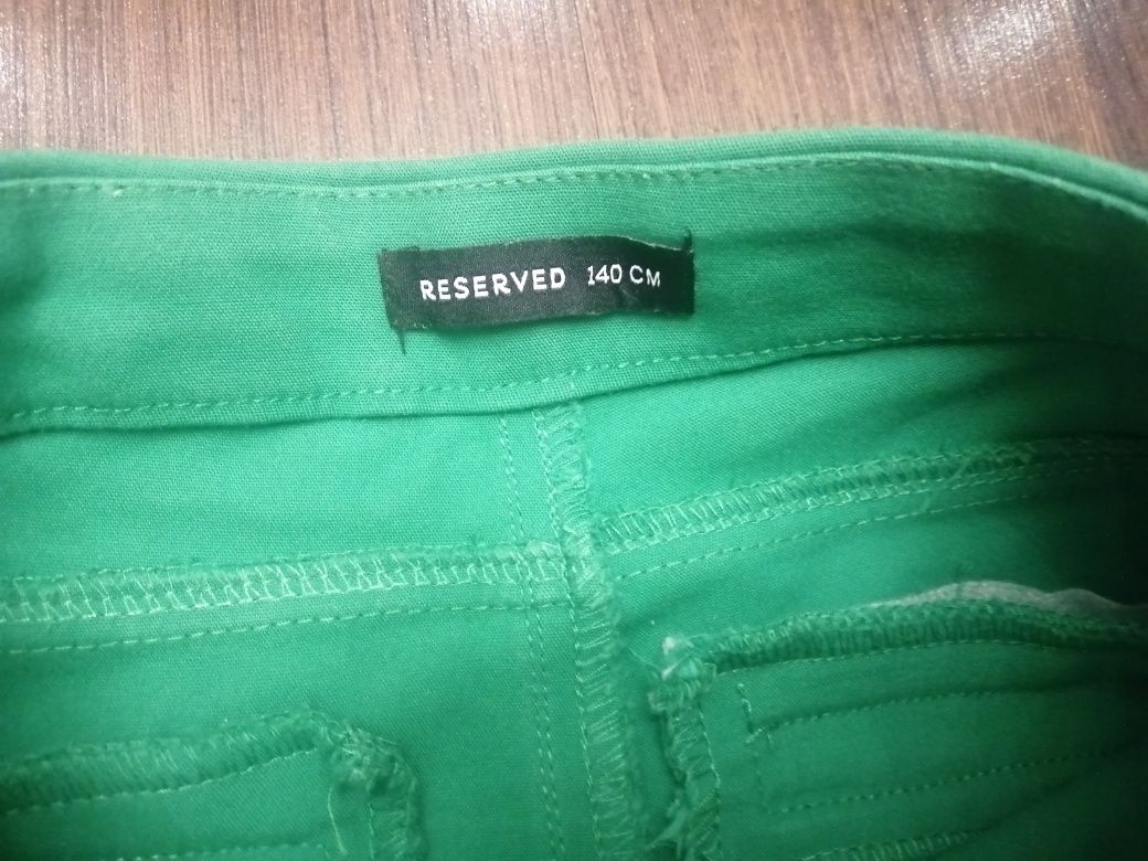 Spodnie Reserved 140