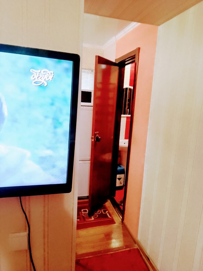 Посуточно 1 к.кв.Соборная/Макдональдс WI-FI, 2 кровати, докум, центр,
