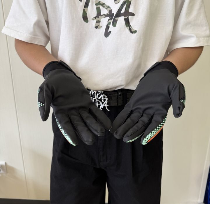 Nike X NOCTA L’Art gloves