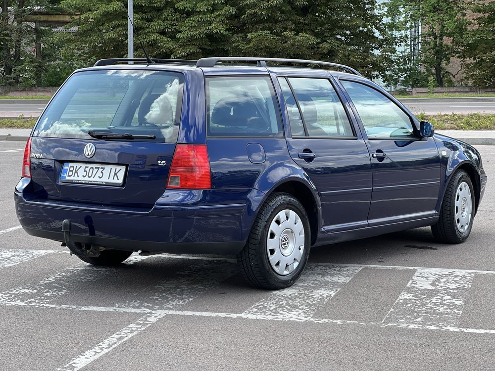 Продам VW BORA GOLF 1.6 mpi
