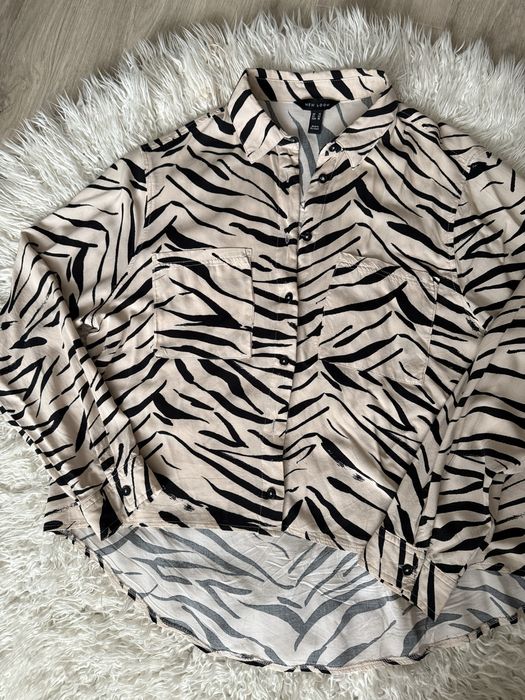 Стильні жіночі сорочки у відмінному стані