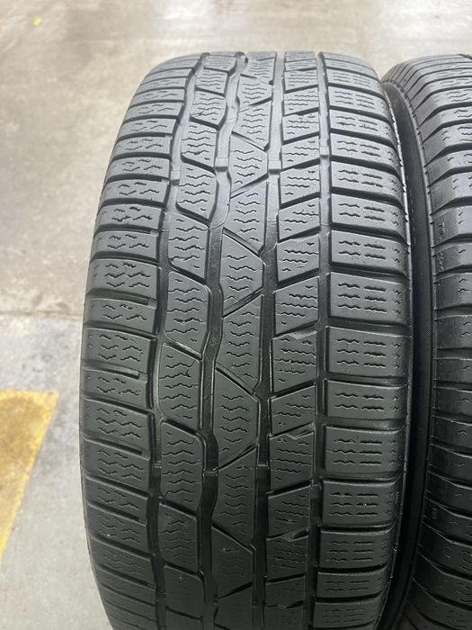 Шина зимова R16 205 55 Continental Склад Осокорки