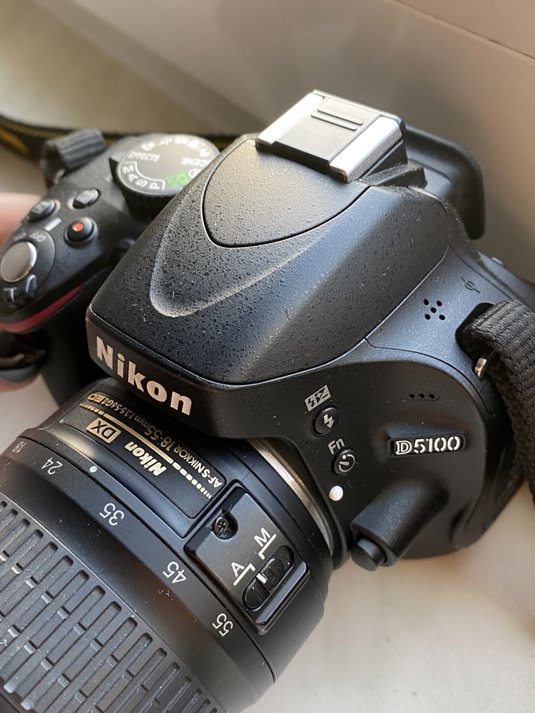 Nikon D5100 body + obiektyw cłly zestaw