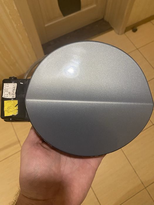 Лючок бензобака VW CC