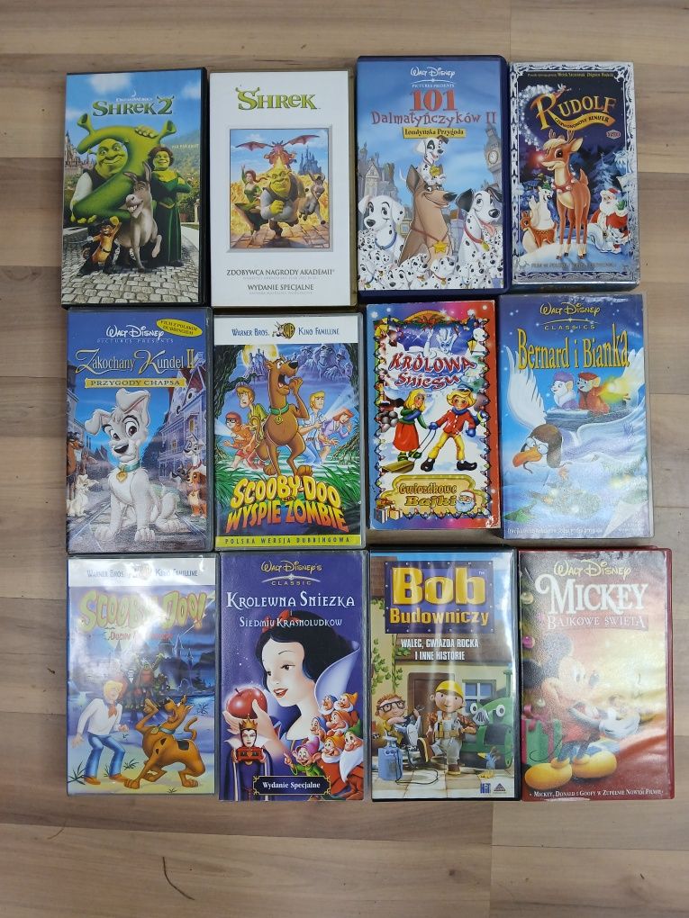 Kasety VHS bajki różne 48 sztuk