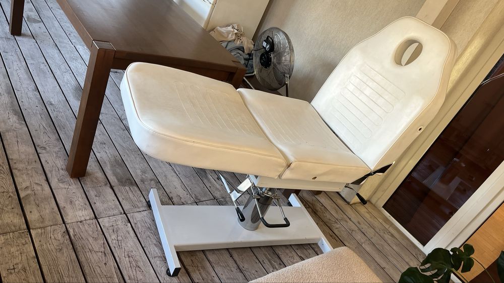 Łóżko kosmetyczne