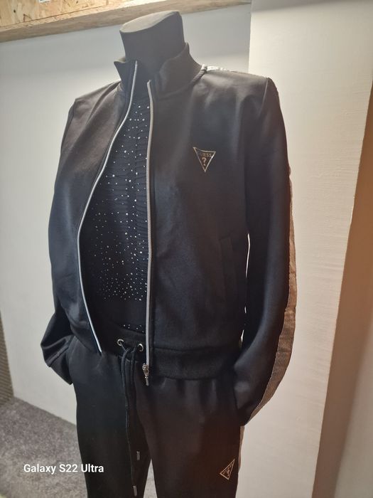 Czarny komplet dresowy guess oryginalny xs