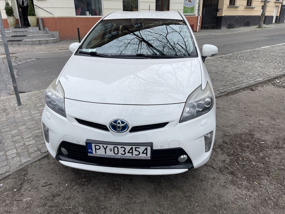 Toyota prius 30 2013 rok