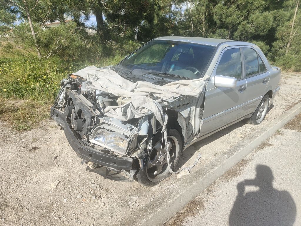 Mercedes C250D 5portas