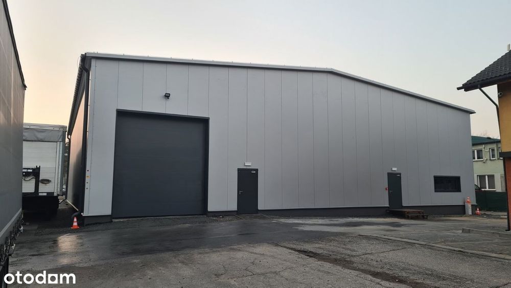 Nowoczesna hala magazynowa położona blisko drogi S-1