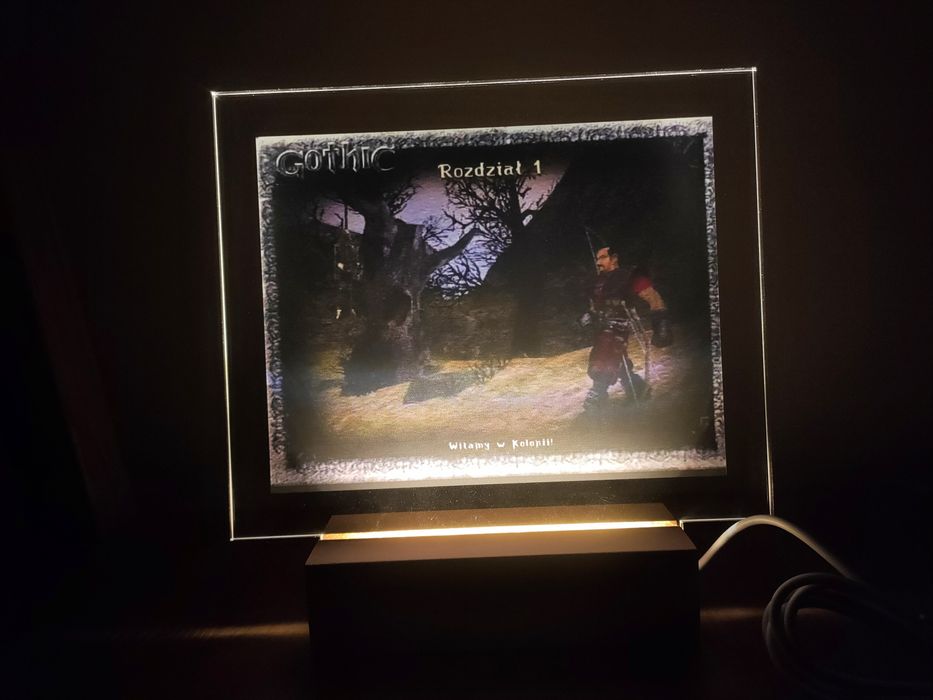 Wyjątkowa Lampka Gothic