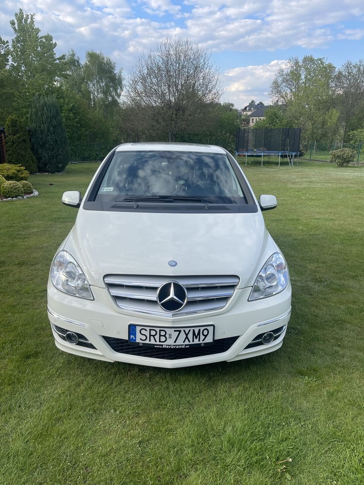 Mercedes Benz B 160