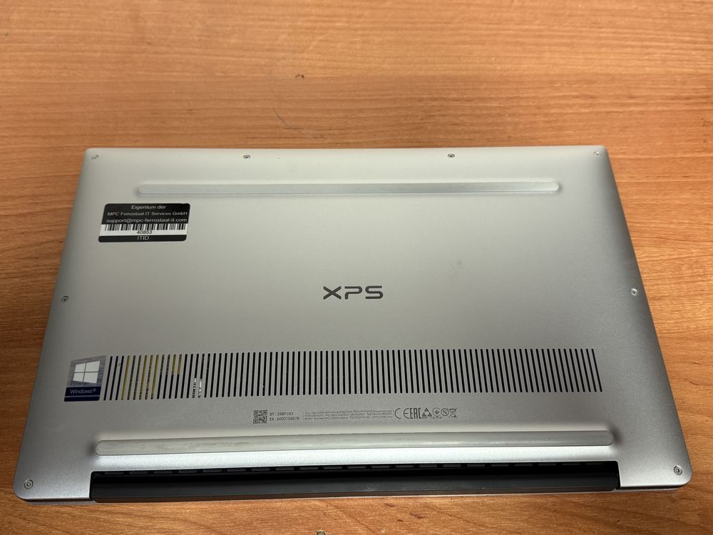 Del xps i5 8gb ram ssd256