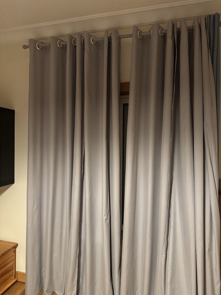 4 cortinados cinza