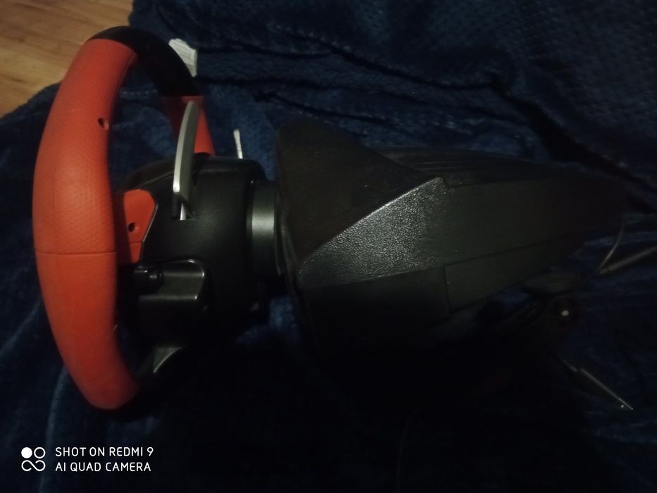 Sprzedam kierownicę i pedały ferrari