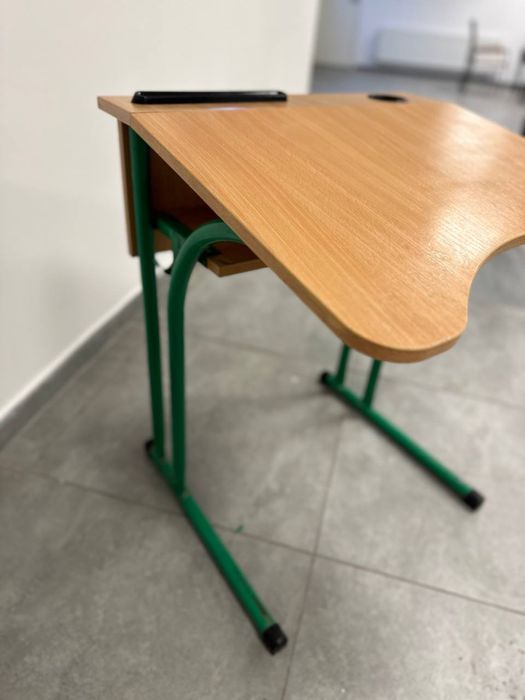 Продам одномісні парти